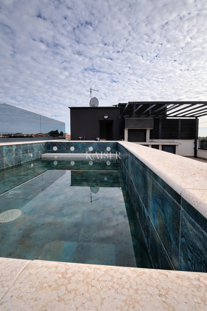 Zadar, Privlaka moderno stanovanje 70 m od morja