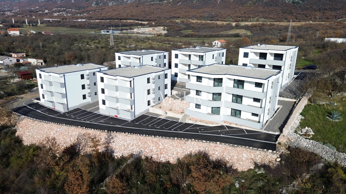 Novi Vinodolski - stanovanje v 2. nadstropju S5 novogradnja 68m2