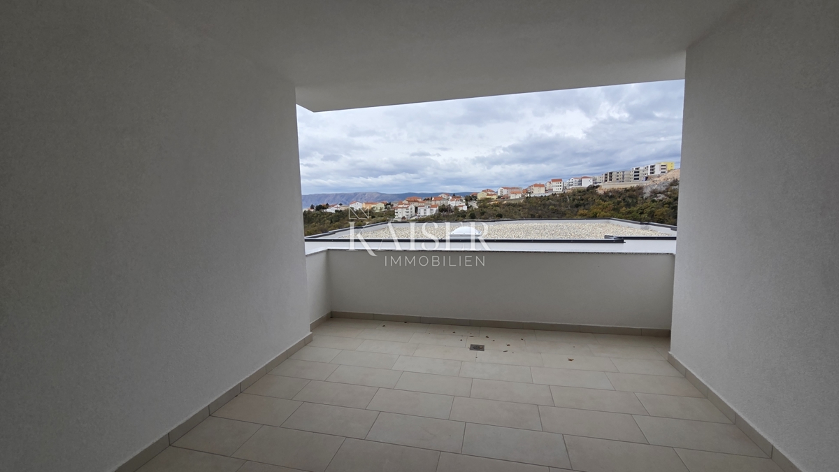 Novi Vinodolski - stanovanje v 2. nadstropju S5 novogradnja 68m2