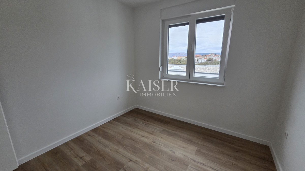 Novi Vinodolski - stanovanje v 2. nadstropju S5 novogradnja 68m2