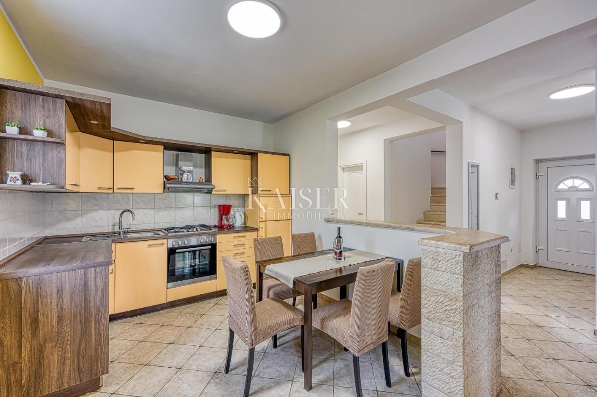 Starine Krančići, Kaštelir-Labinci, 162m2