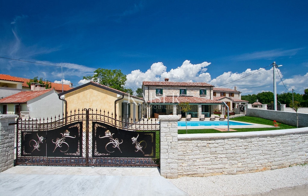 Istra, Radetići, tradicionalna kamnita vila v čudovitem okolju