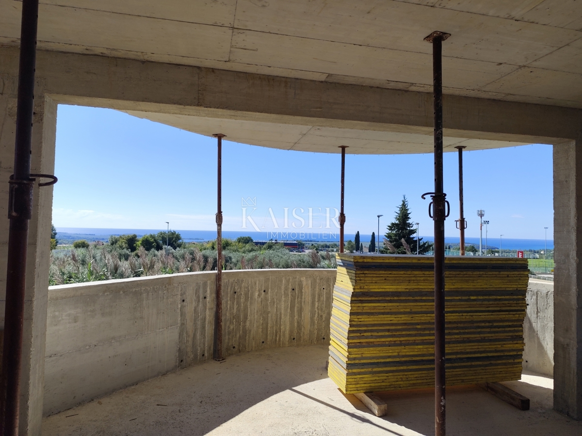 Istra, Poreč - moderna novogradnja v bližini plaže