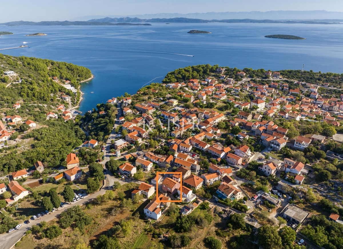 Hiša Sali, 303m2