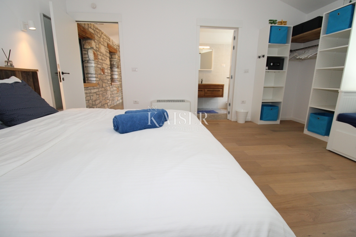 Istra - Poreč, vila z zajtrkom, bazenom in pogledom na morje