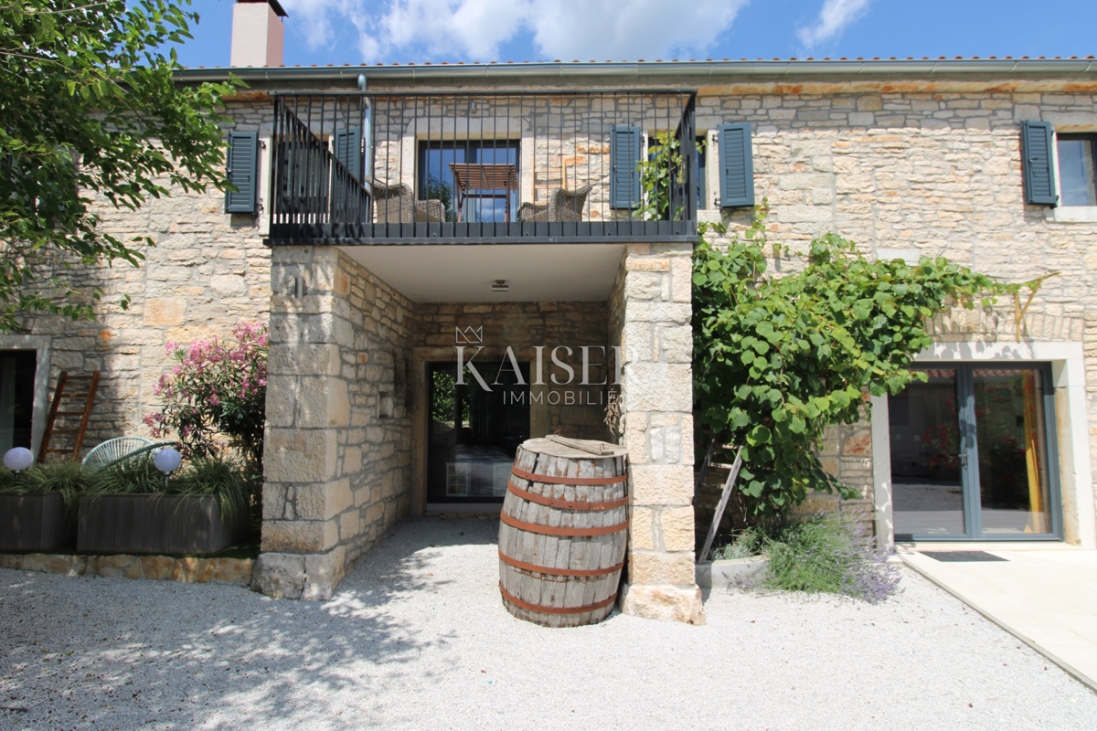 Istra - Poreč, vila z zajtrkom, bazenom in pogledom na morje