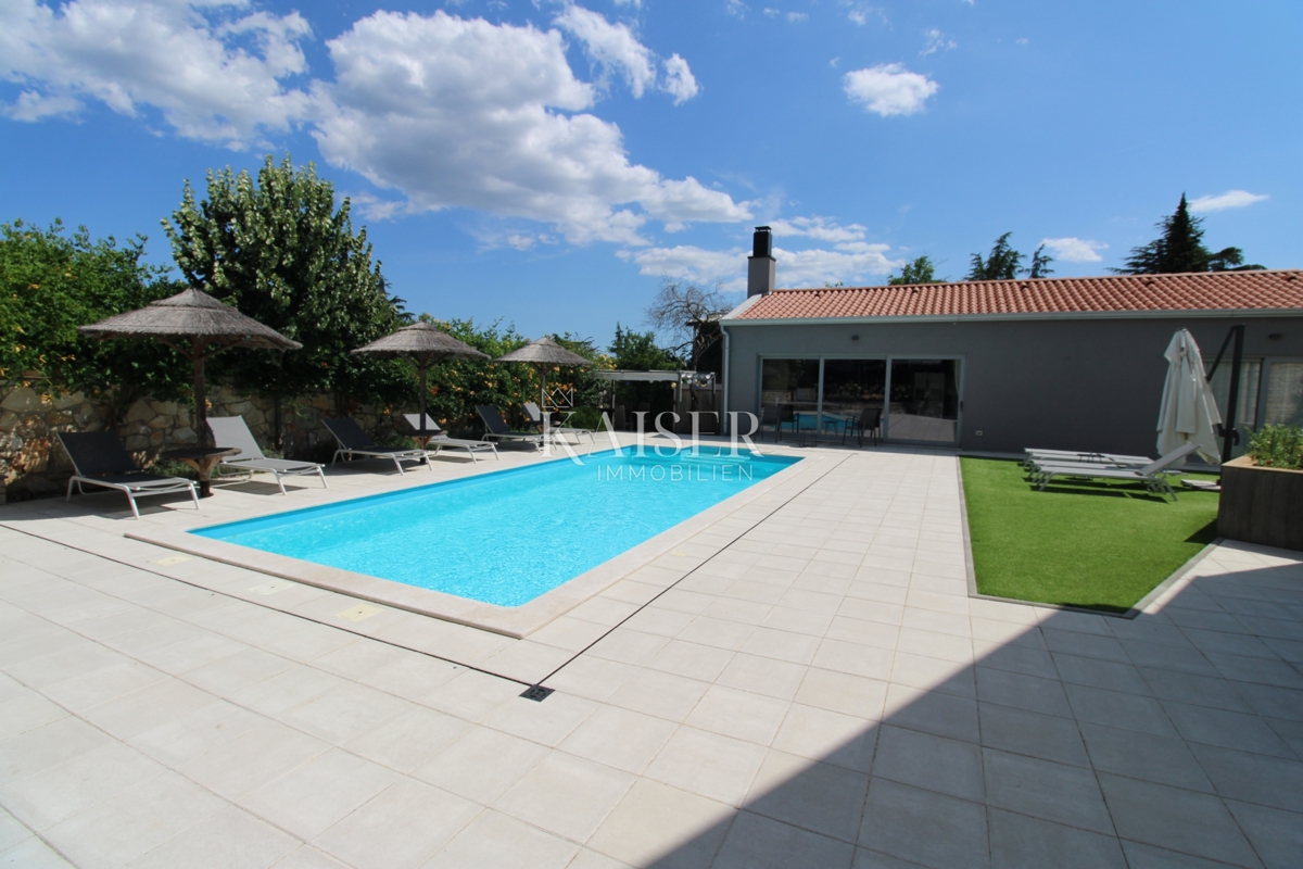 Istra - Poreč, vila z zajtrkom, bazenom in pogledom na morje