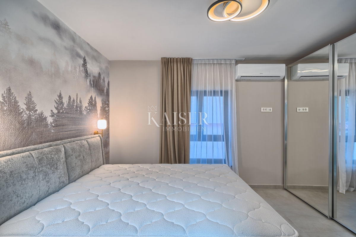Šibenik, Rogoznica - Ekskluzivna vila z bazenom - novogradnja