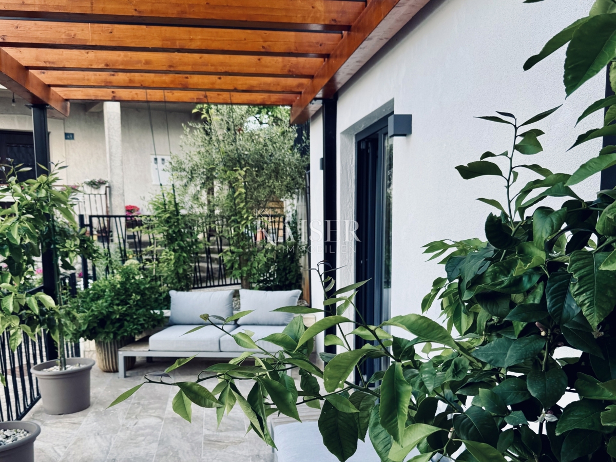 Opatija, Lovran – Čudovita novozgrajena družinska hiša s pogledom na morje