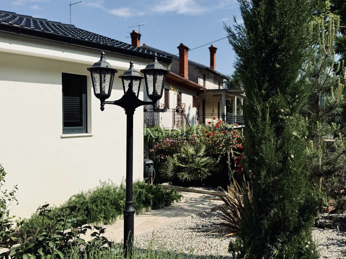 Opatija, Lovran – Čudovita novozgrajena družinska hiša s pogledom na morje
