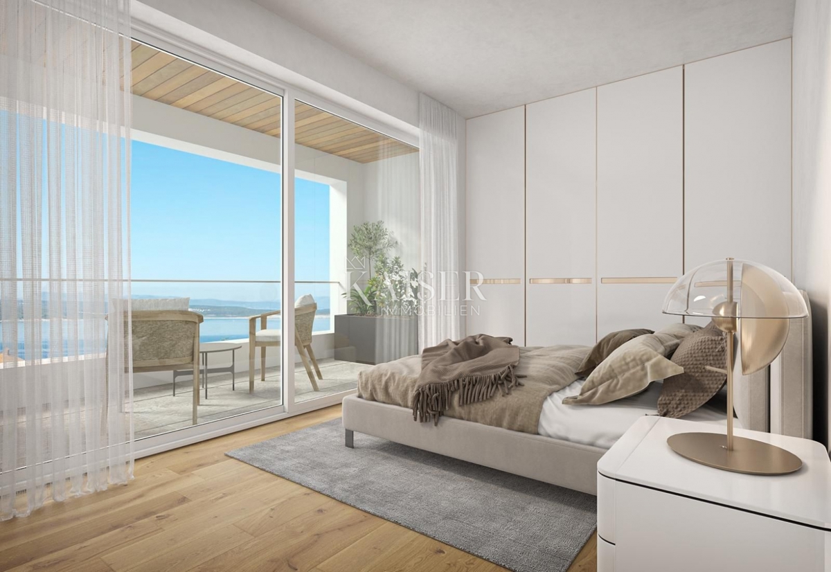 Crikvenica - pol samostojna hiša 97m2 s panoramskim razgledom 