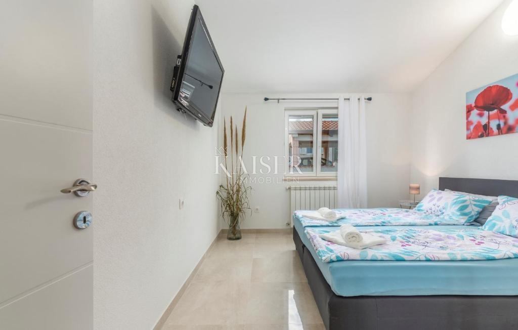 Istra - Poreč, moderna enonadstropna hiša z bazenom