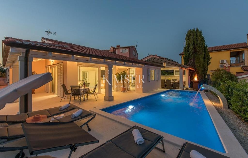 Istra - Poreč, moderna enonadstropna hiša z bazenom