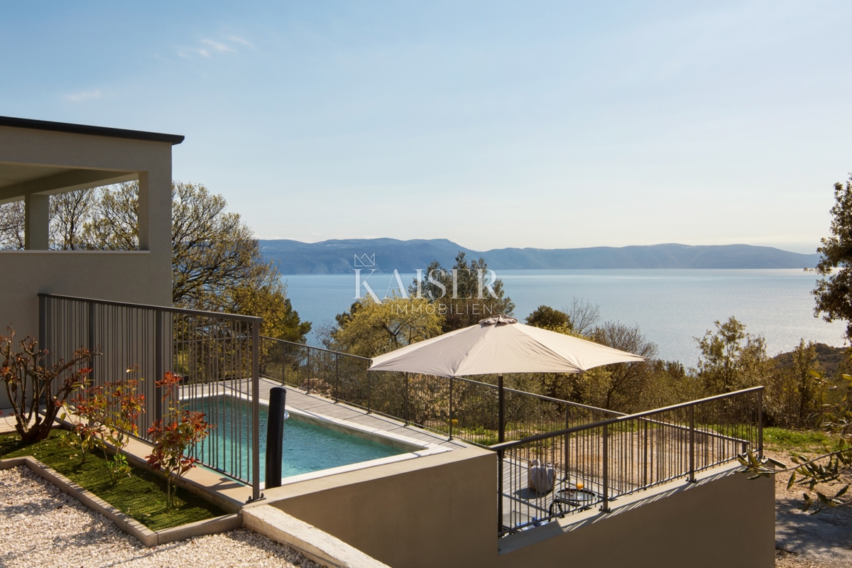 Istra, Labin - Čudovita vila s pogledom na morje in otok Cres