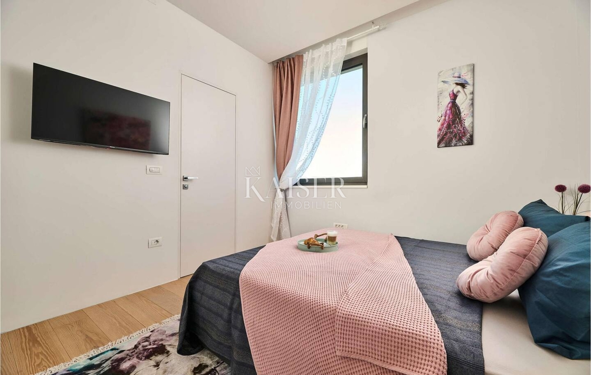 Istra, Umag, luksuzna vila 420 m2 z bazenom in pogledom na morje