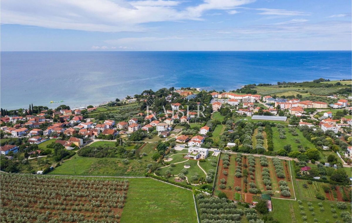 Istra, Umag, luksuzna vila 420 m2 z bazenom in pogledom na morje
