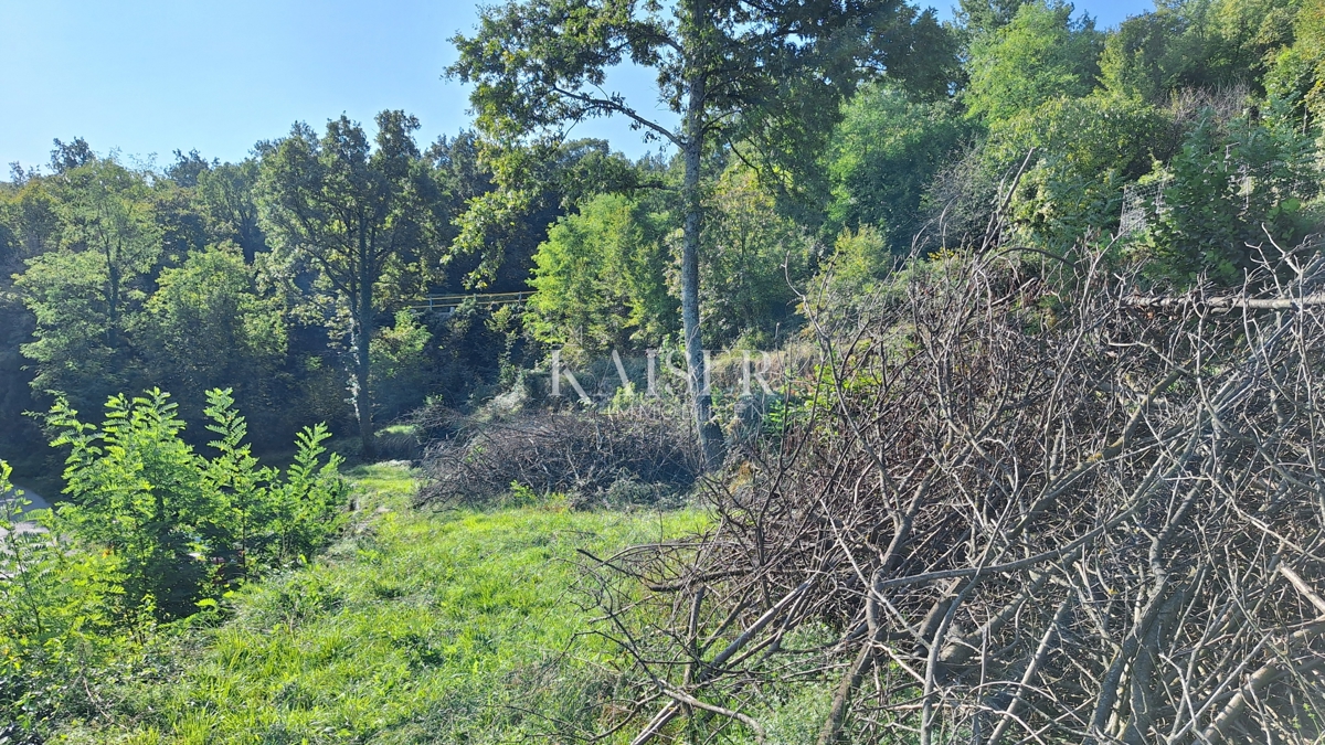 Matulji, Rukavac, 1100 m2 zazidljivega zemljišča