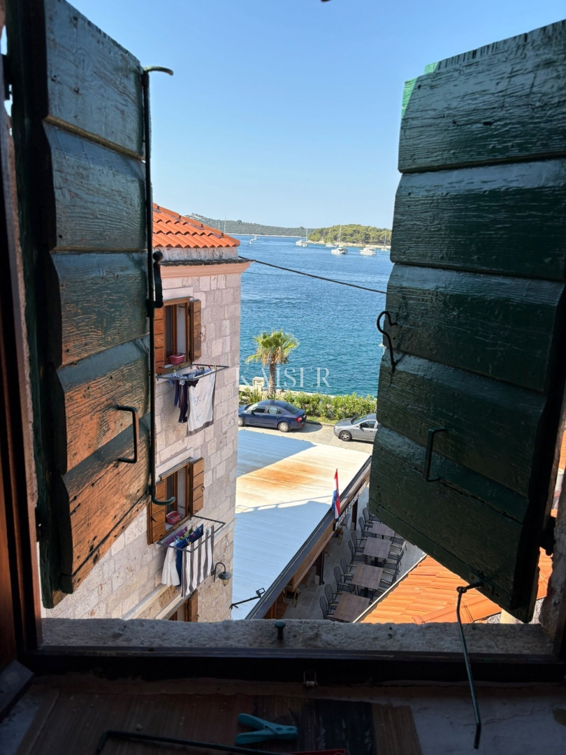 Rogoznica, Šibenik-Tradicionalna kamnita hiša 50m od morja