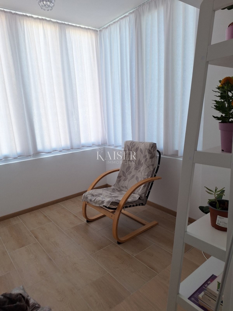 Istra, Umag - stanovanje v centru, 56m2