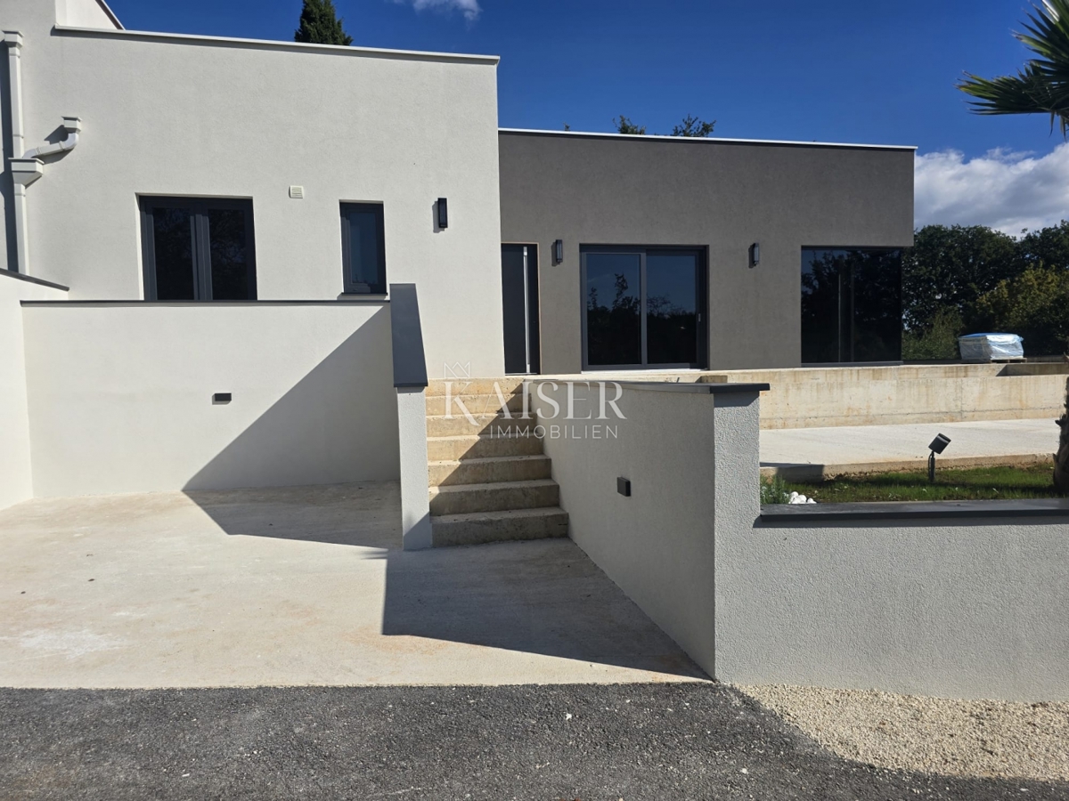 Istra, Barban - polsamostojna hiša z bazenom