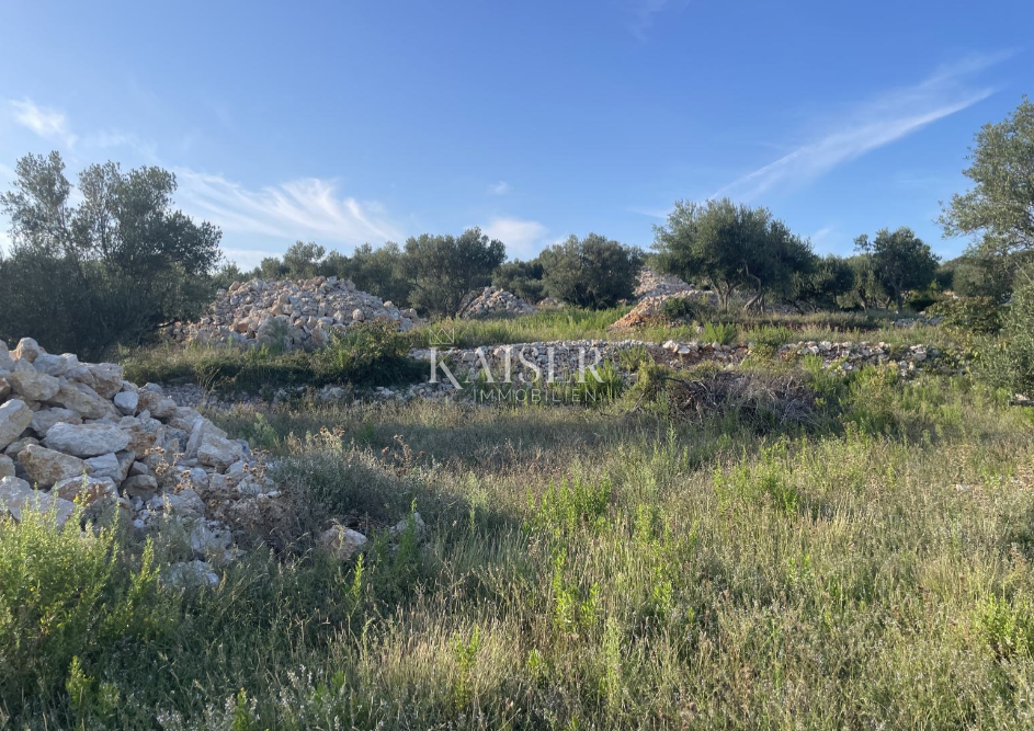  Zazidljivo zemljišče Krk, 609,59m2