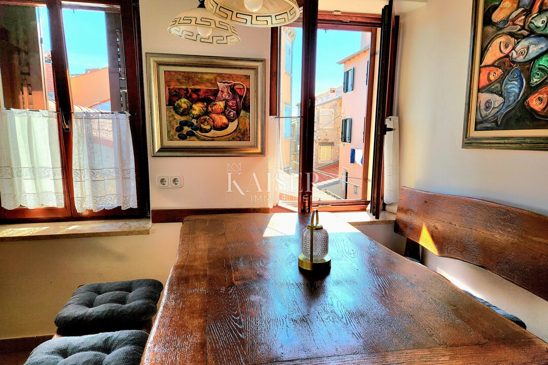 Istra, Rovinj - stanovanje 63m2 s pogledom na morje v starem mestnem jedru