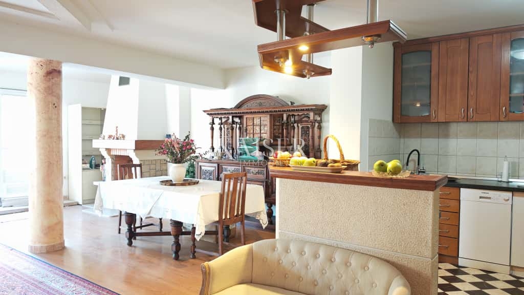 Stanovanje Pula, 156,53m2