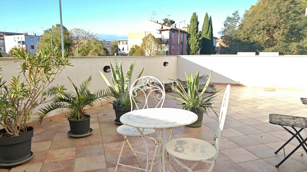 Stanovanje Pula, 156,53m2