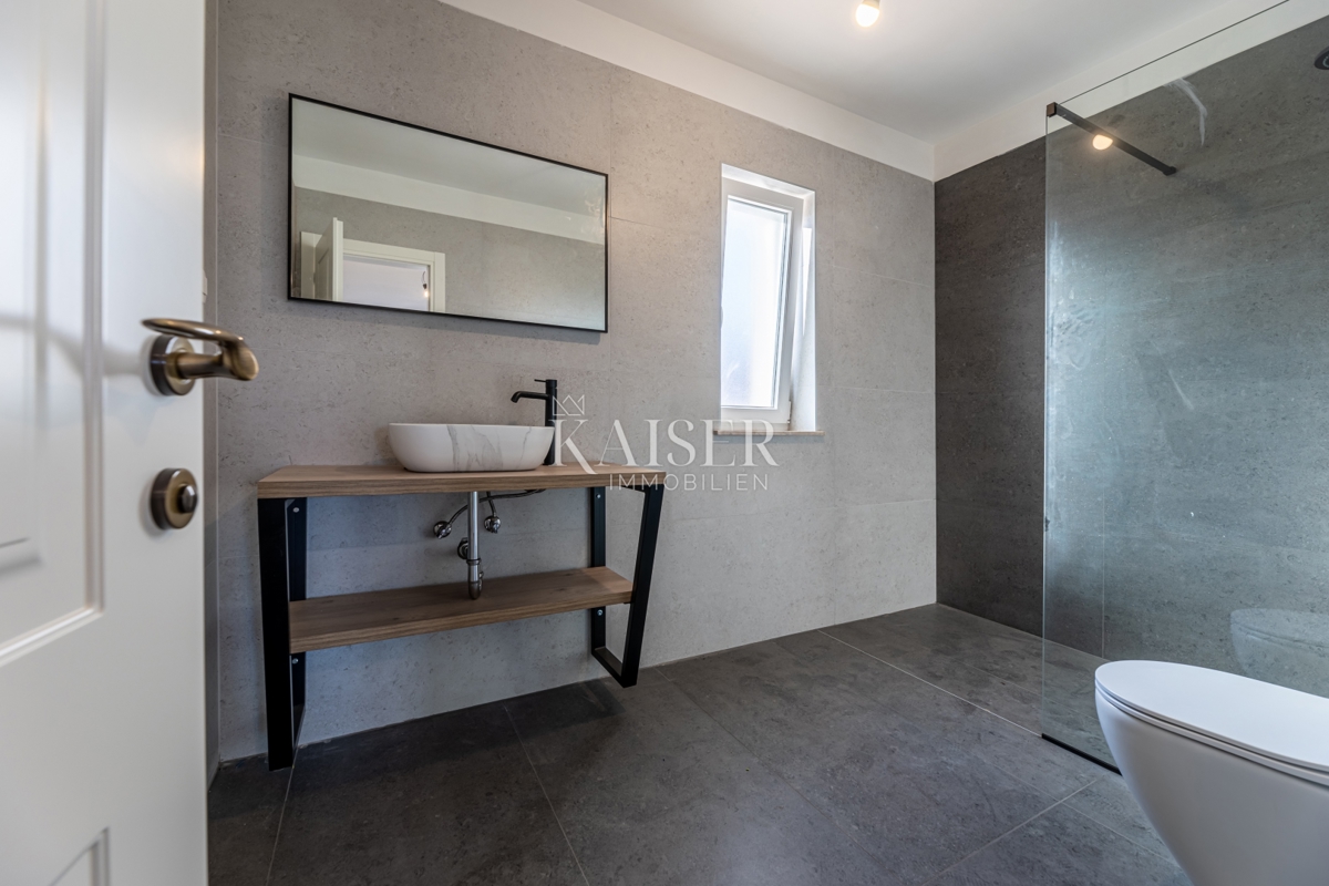 Hiša Klimno, Dobrinj, 266m2