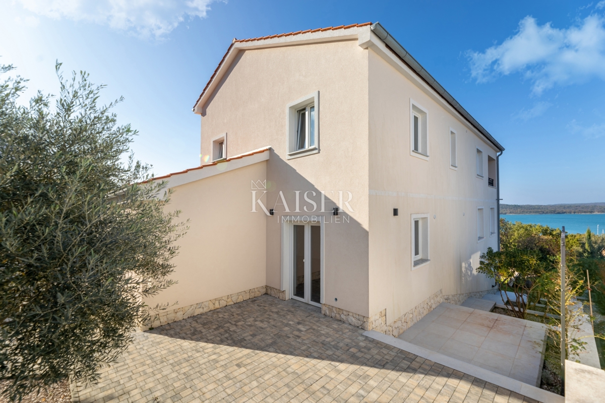 Hiša Klimno, Dobrinj, 266m2