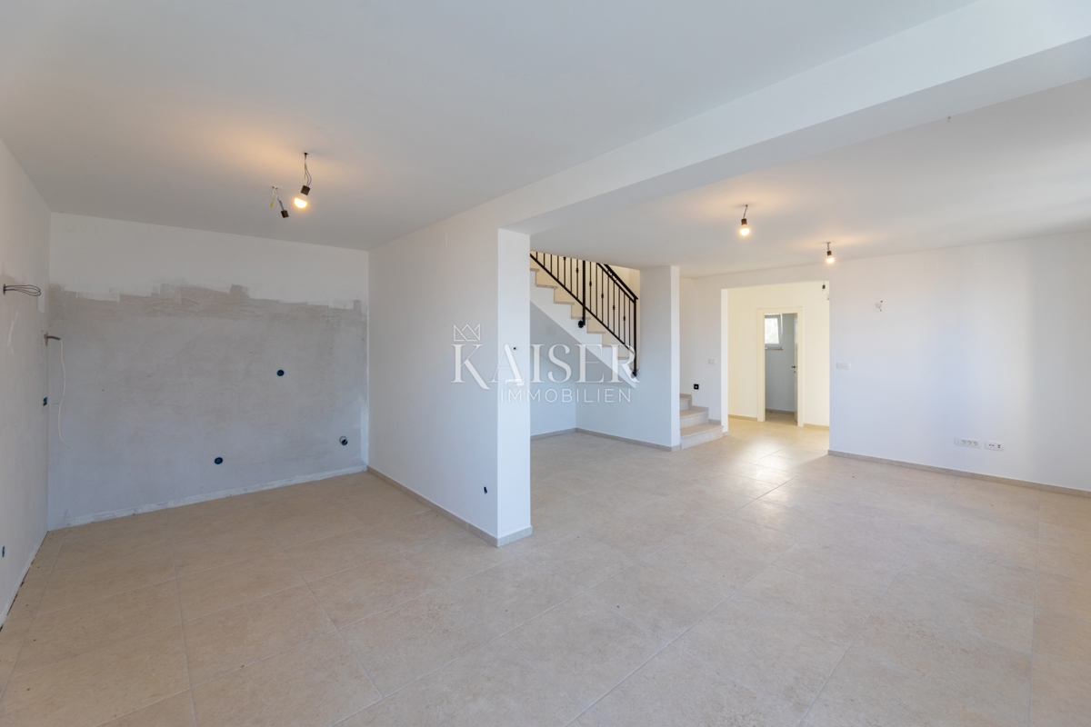 Hiša Klimno, Dobrinj, 266m2