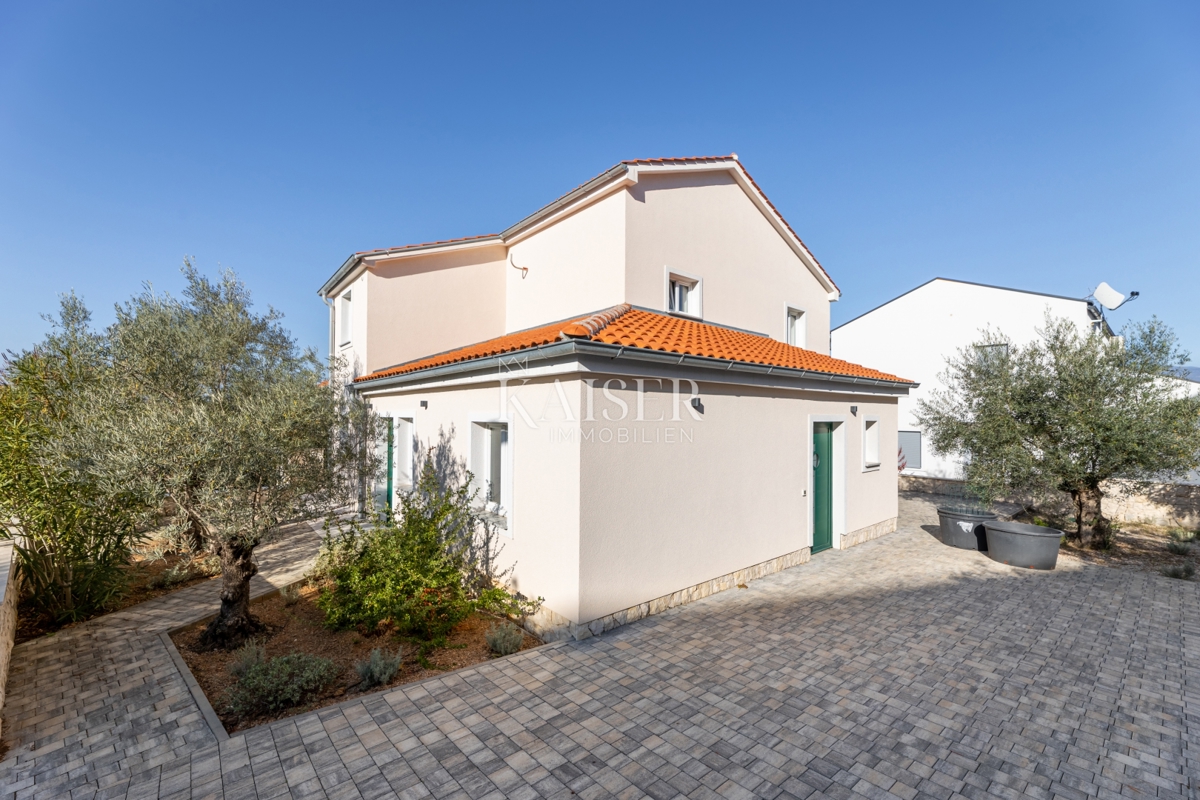 Hiša Klimno, Dobrinj, 266m2