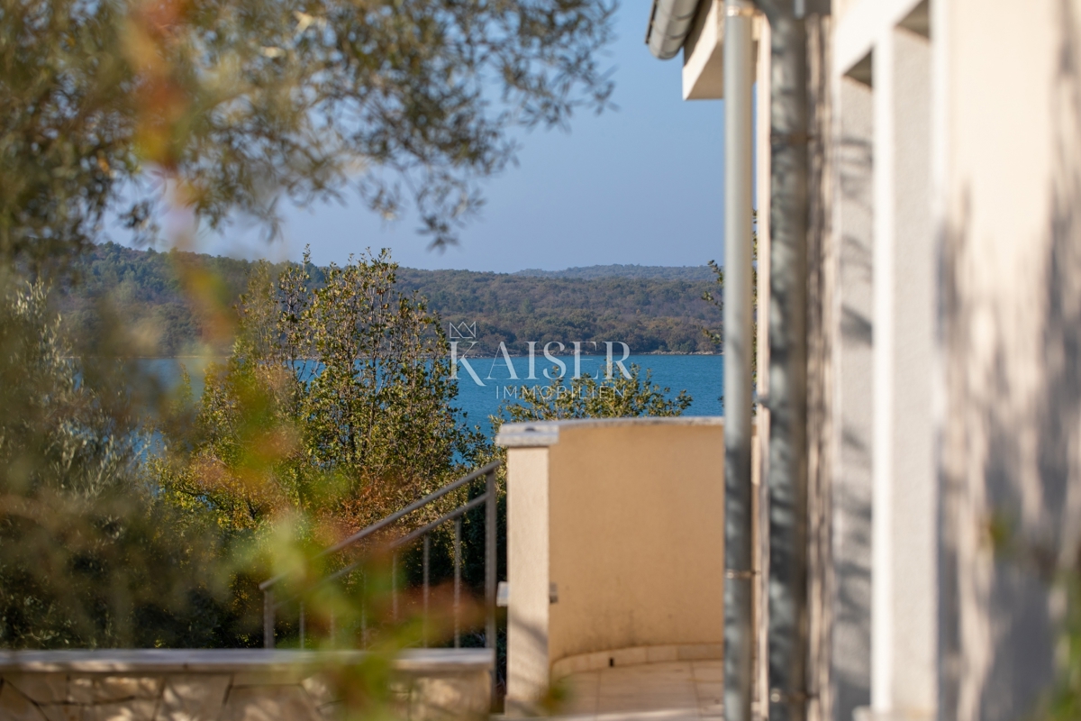 Hiša Klimno, Dobrinj, 266m2