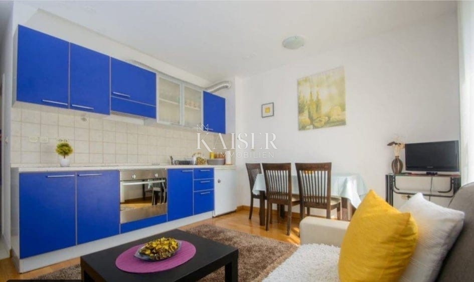 Trogir, Čiovo - stanovanje 47 m2 s pogledom na morje