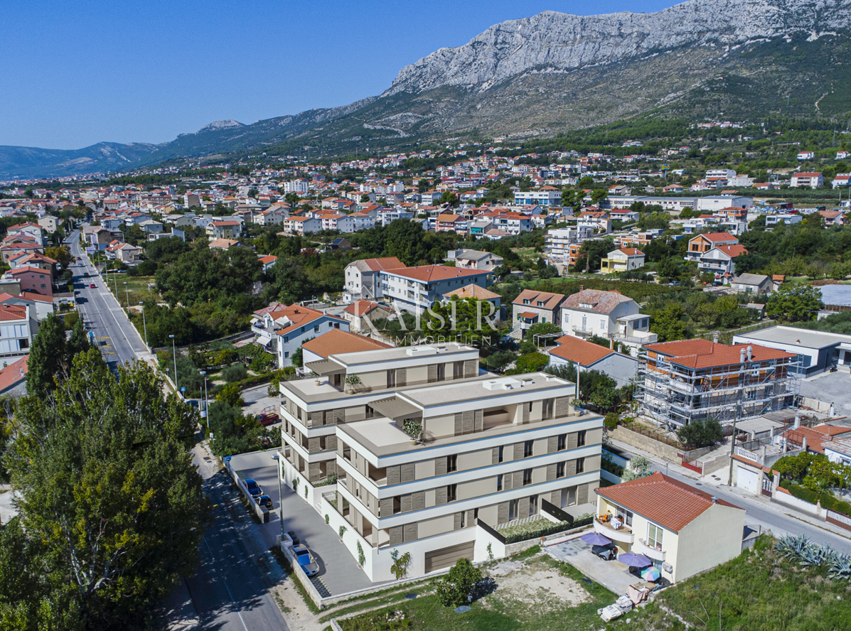 Kaštel Sućurac, Split - Udobno dvosobno stanovanje (S3) v pritličju z zasebnim vrtom