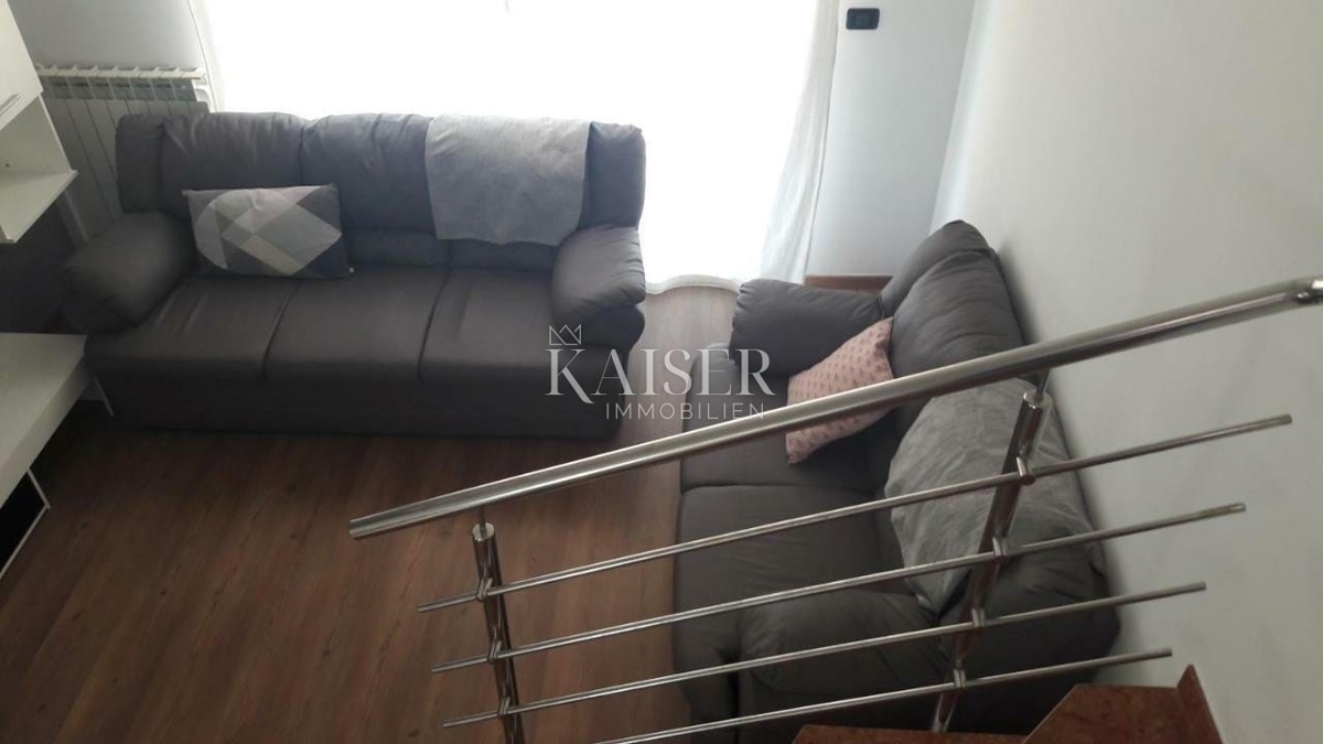 Istra, Umag - okolica: opremljena hiša 200m2 z dvema apartmajema in velikim vrtom 500m2