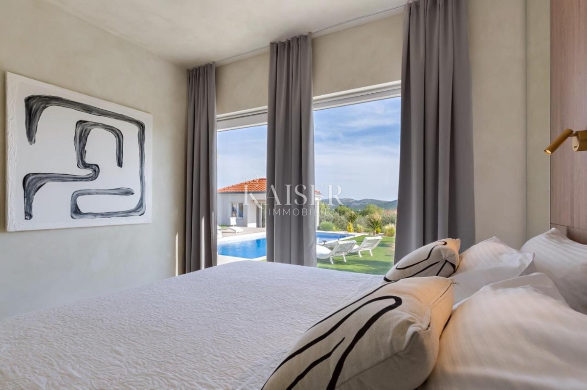 Čudovita hiša v bližini Šibenika