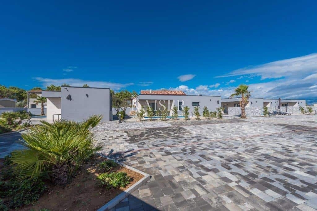 Zadar - Letovišče 1 km od morja