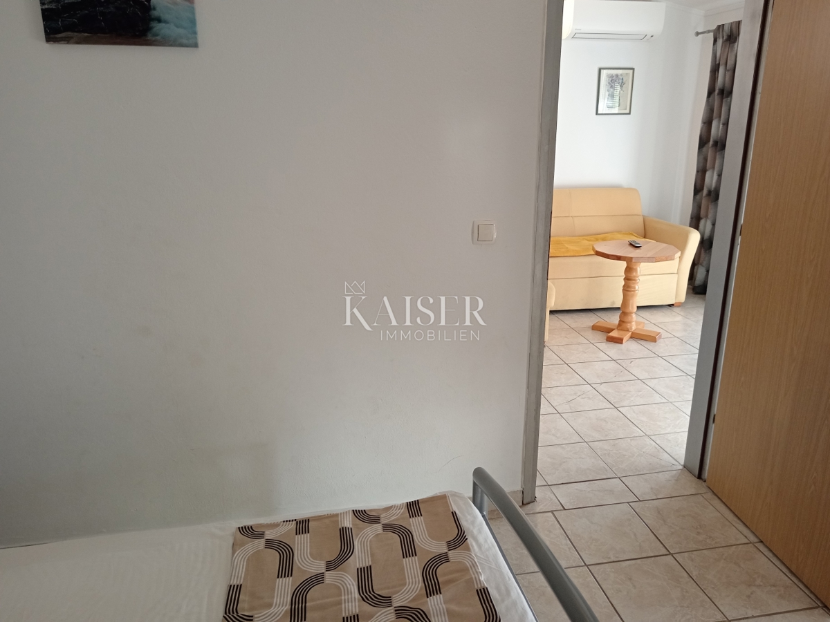 Istra - Medulin, stanovanje v 1. nadstropju s prostorno teraso in lepo razporeditvijo