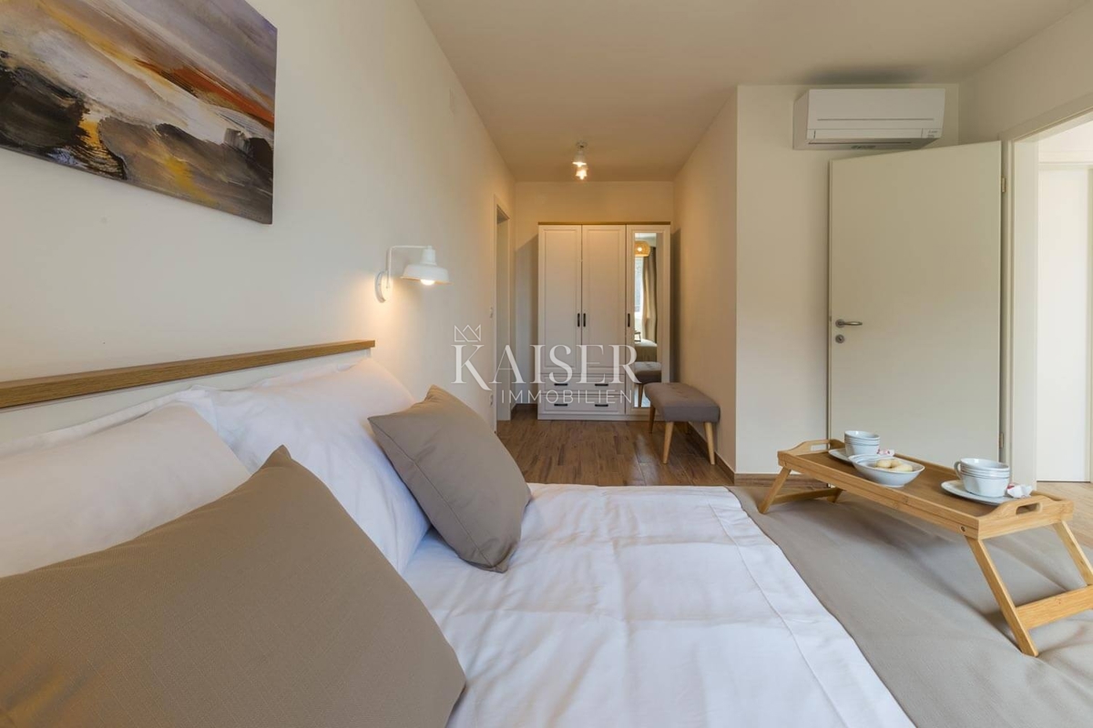 Istra, Buje - Hiša 150m2 z bazenom in pogledom na morje