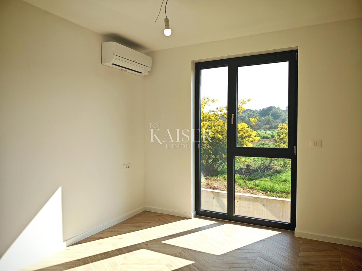 Istra, Banjole - moderno stanovanje 60m2 le 250 m od morja