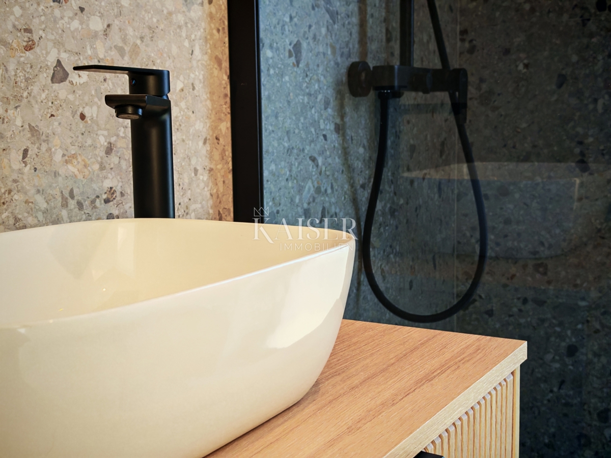 Istra, Banjole - moderno stanovanje 60m2 le 250 m od morja