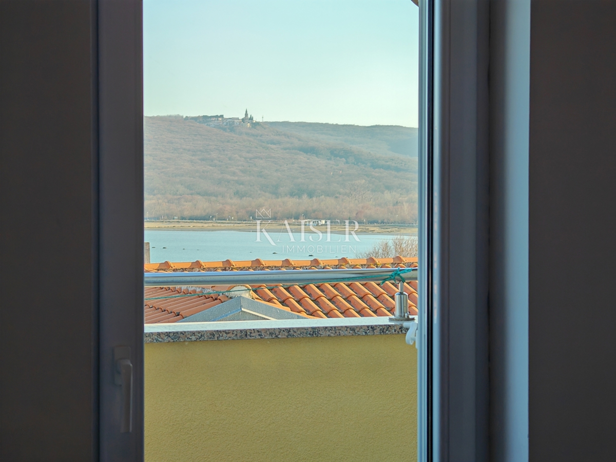 Otok Krk, Čižići - dvosobno stanovanje 55m2, le 60m od morja