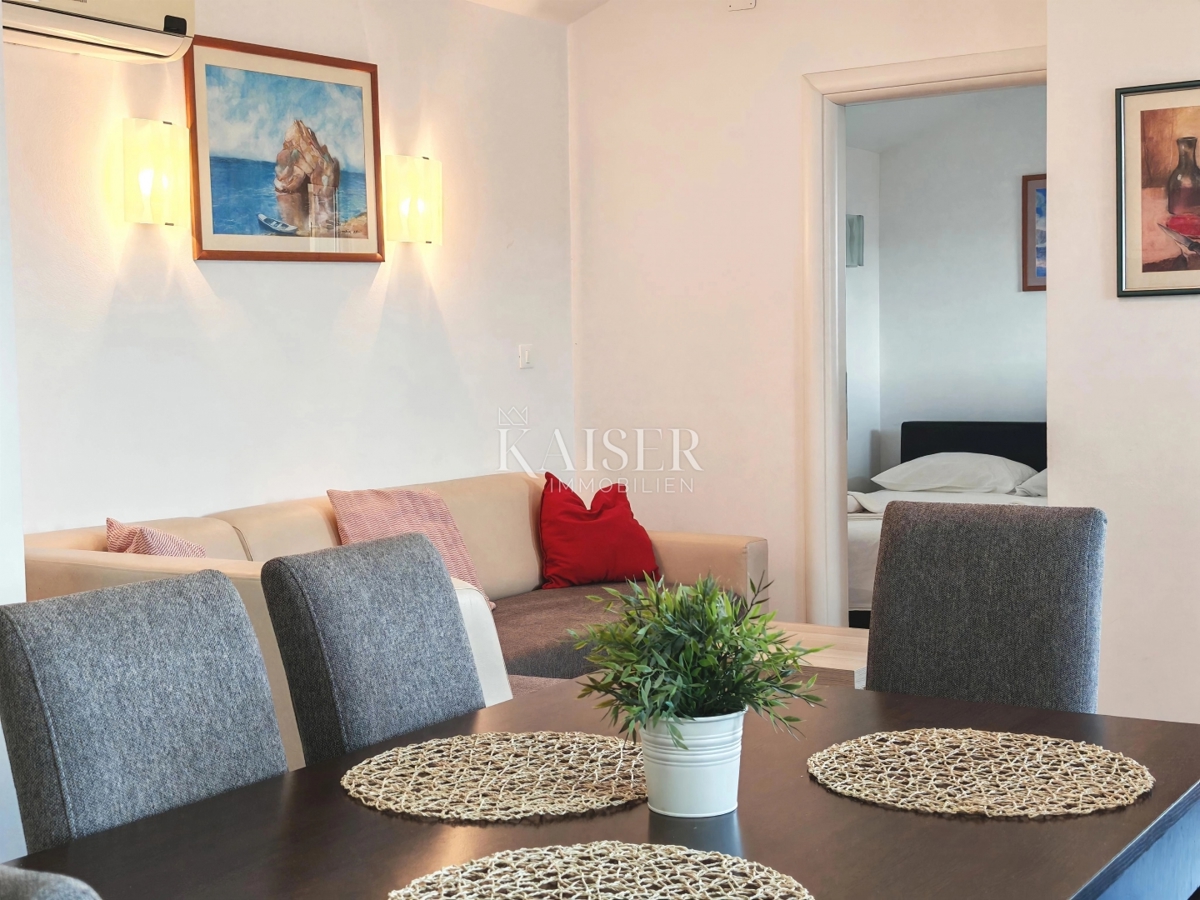 Otok Krk, Čižići - dvosobno stanovanje 55m2, le 60m od morja