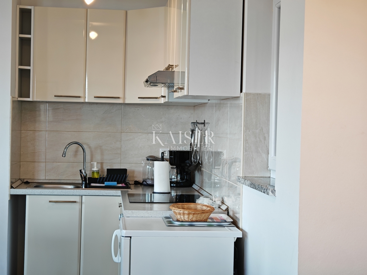 Otok Krk, Čižići - dvosobno stanovanje 55m2, le 60m od morja