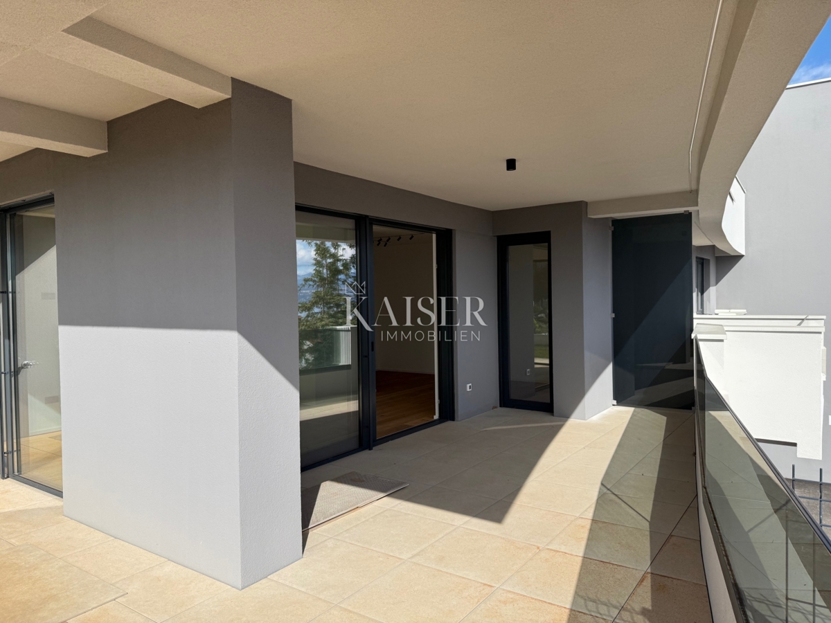 Opatija, Lovran - stanovanje v novogradnji s čudovitim razgledom in vrtom