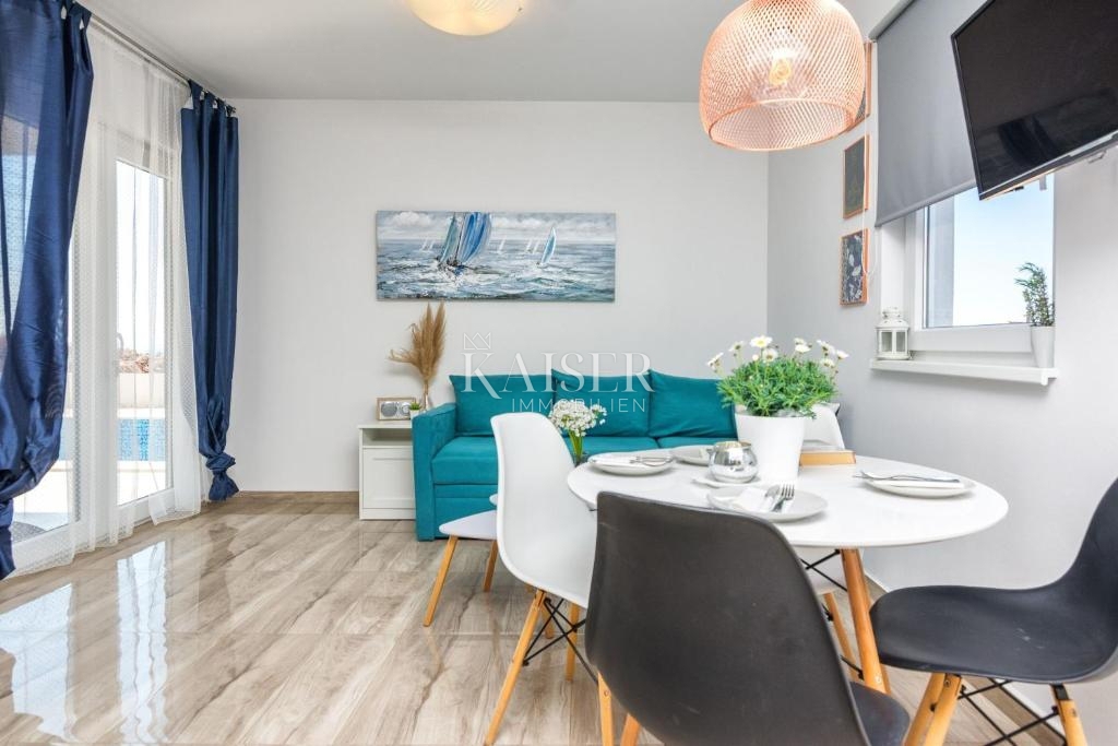 Zadar, Vir - vila 88 m2 s pogledom na morje