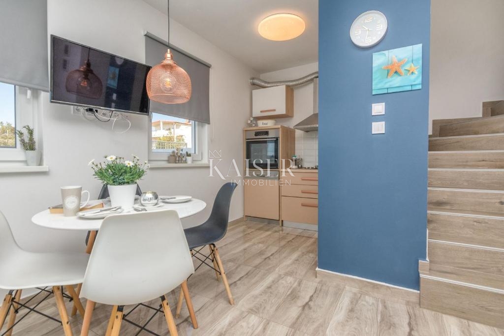 Zadar, Vir - vila 88 m2 s pogledom na morje