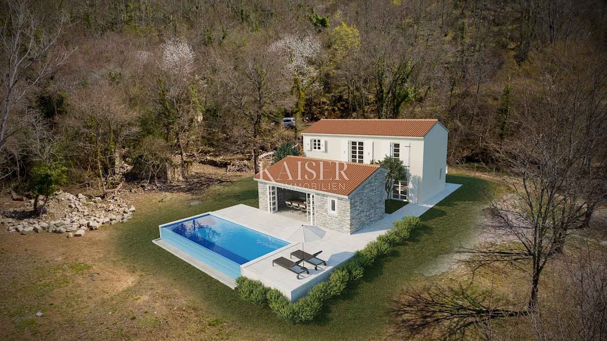 Istra, Kotli - hiša v gradnji z veliko parcelo 2400 m2 + 5100 m2