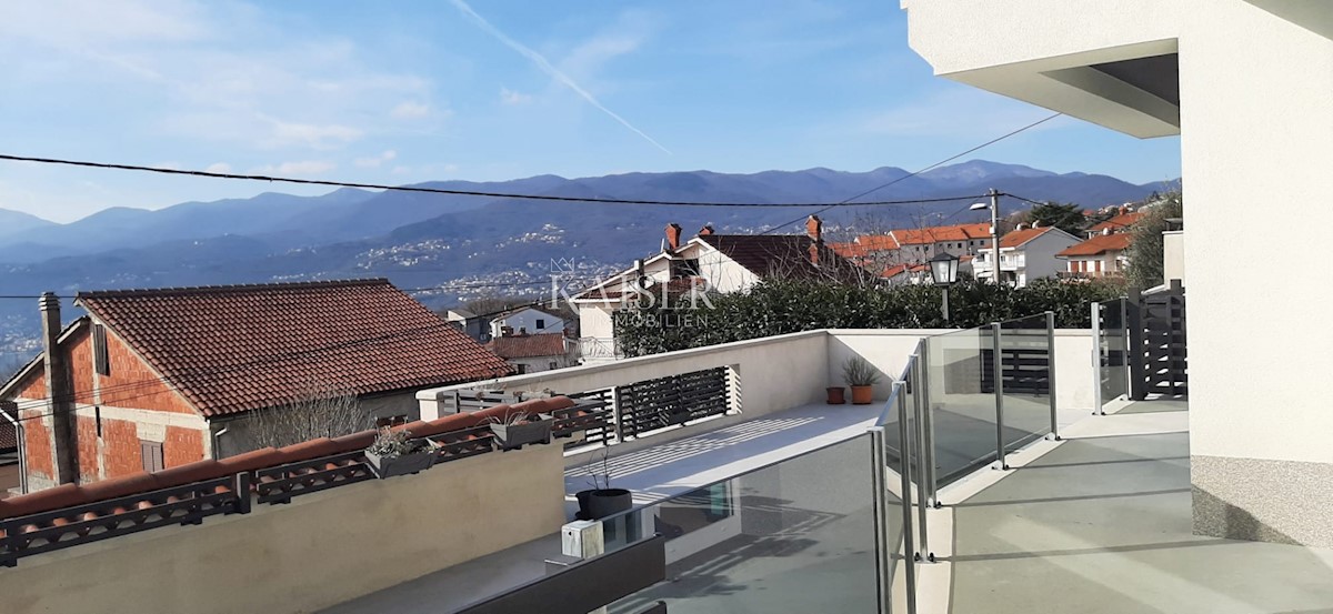 Rijeka, Martinkovac - stanovanje 204m2 s pogledom na morje